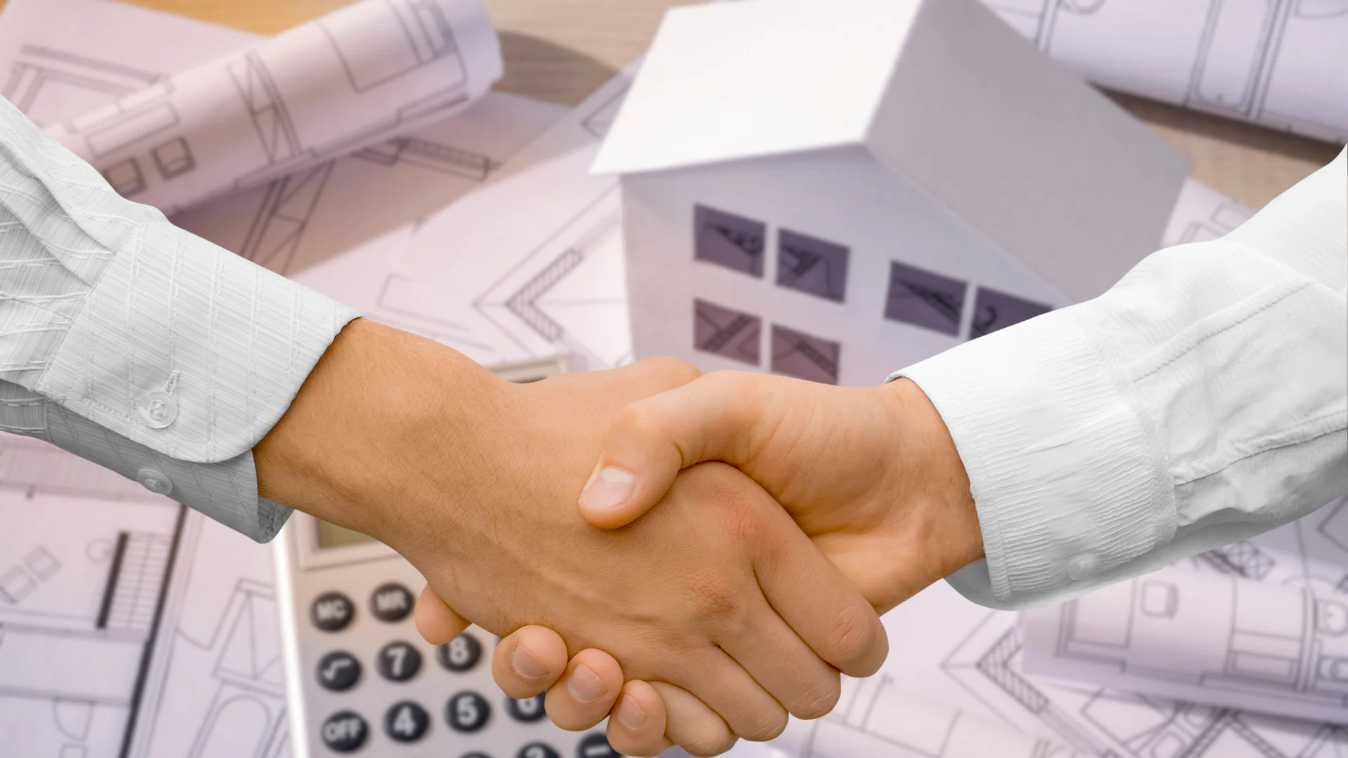 Header image depicting the professional role of mortgage brokers, featuring symbols like a house, calculator, and a handshake, symbolising expertise in mortgage guidance.